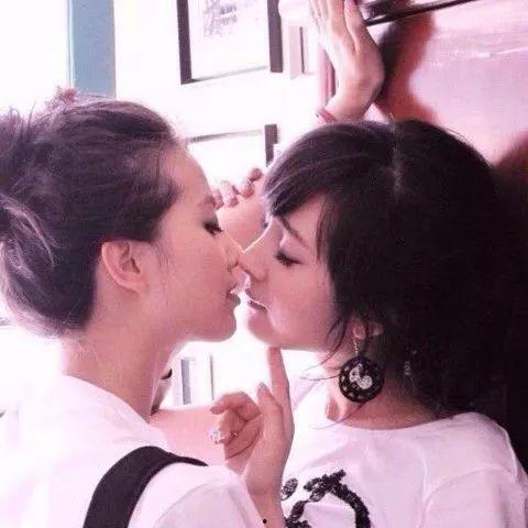 一分钟娱乐圈吃瓜  第2张